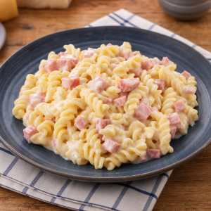 Macarrão Parafuso com Requeijã...